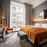 Karl Johan 4*
