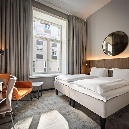 Отель Karl Johan 4*