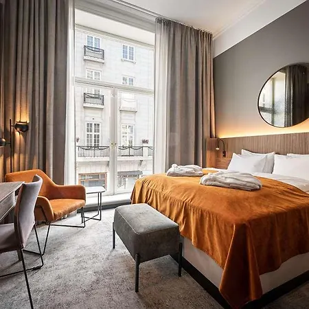 Karl Johan 4*